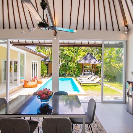 Villa Sitara, Sitara Villa Group Seminyak Dış mekan fotoğraf
