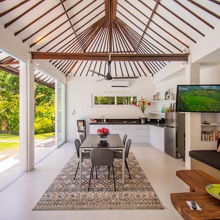 Villa Sitara, Sitara Villa Group Seminyak Dış mekan fotoğraf
