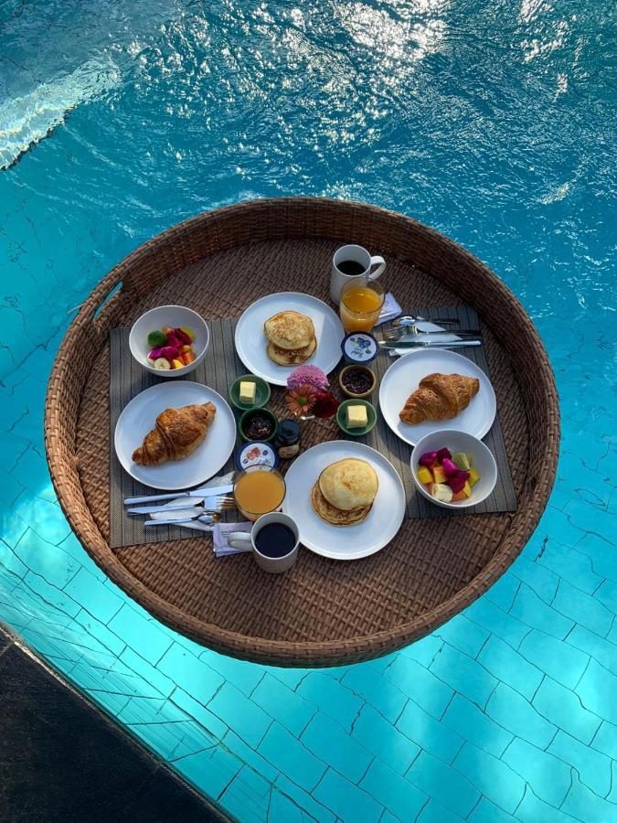 Villa Sitara, Sitara Villa Group Seminyak Dış mekan fotoğraf