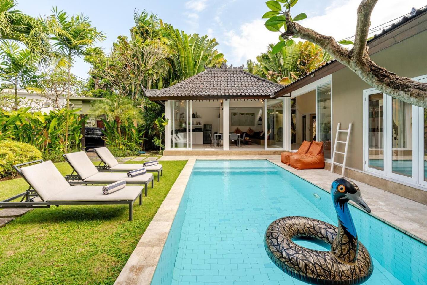 Villa Sitara, Sitara Villa Group Seminyak Dış mekan fotoğraf